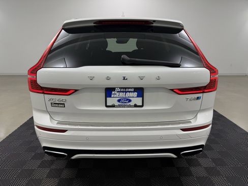 Used 2018 Volvo XC60 T6 R-Design w/ Convenience Package image 6