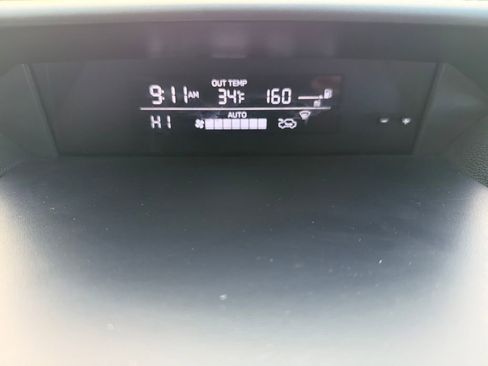 Certified 2023 Subaru Crosstrek 2.0i Premium image 41