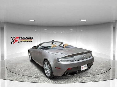 Used 2015 Aston Martin V8 Vantage Roadster image 3