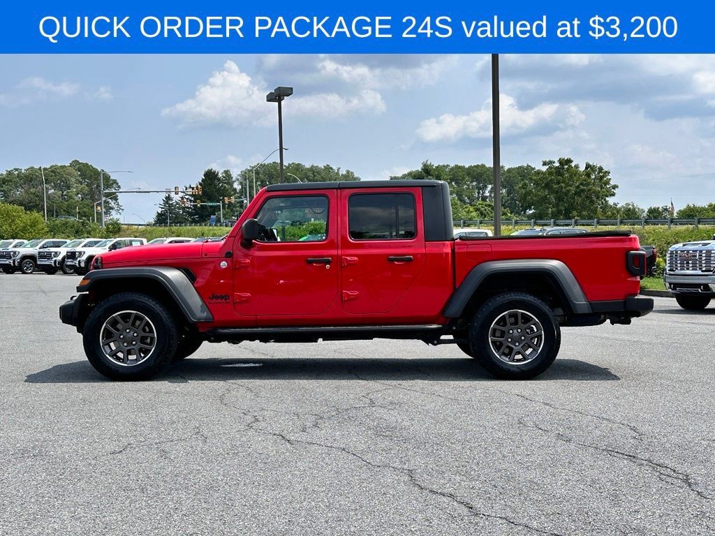 Used 2020 Jeep Gladiator Sport w/ Quick Order Package 24S AWD/4WD image 7