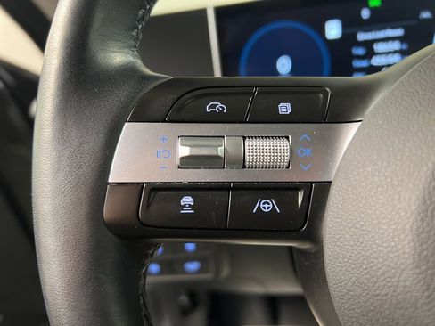 Used 2025 Hyundai Sonata Limited image 17