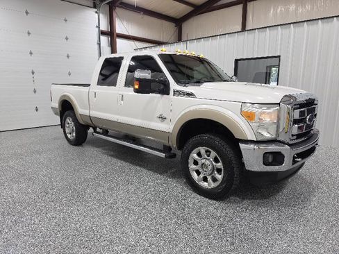 Used 2011 Ford F350 Lariat w/ Lariat Interior Pkg AWD/4WD image 7