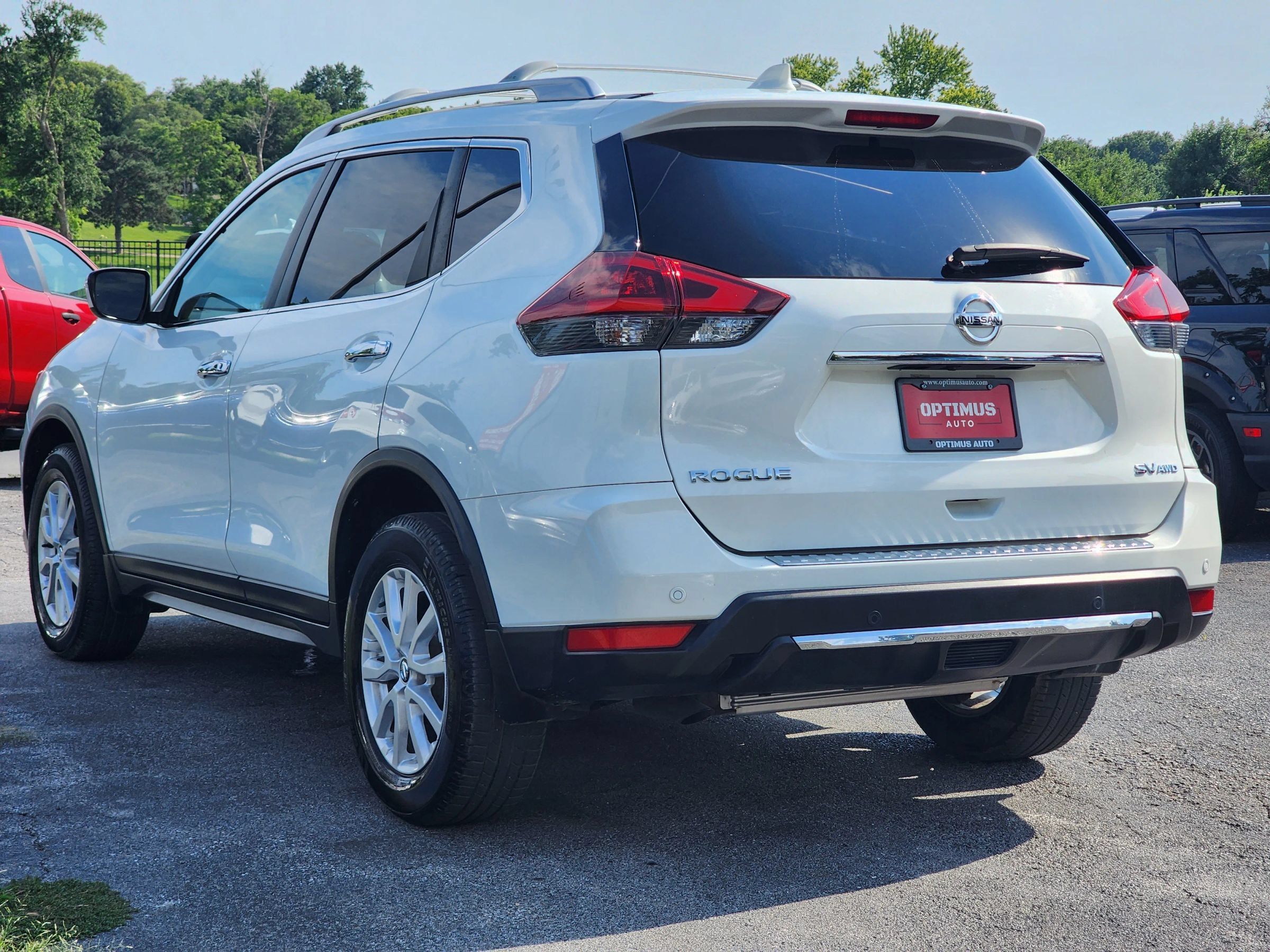 Used 2020 Nissan Rogue SV AWD/4WD image 5