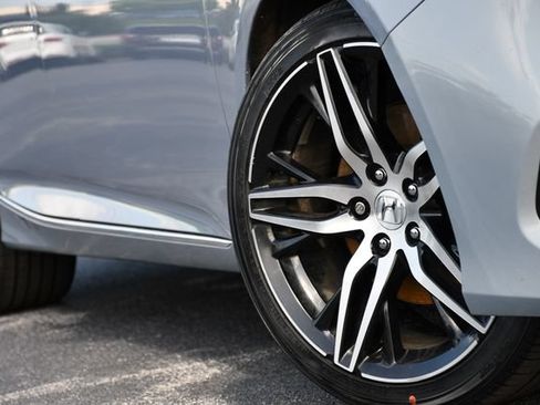 Used 2022 Honda Accord Touring image 13