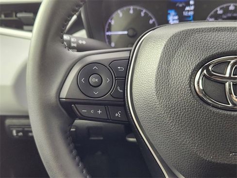 Used 2023 Toyota Corolla SE image 17