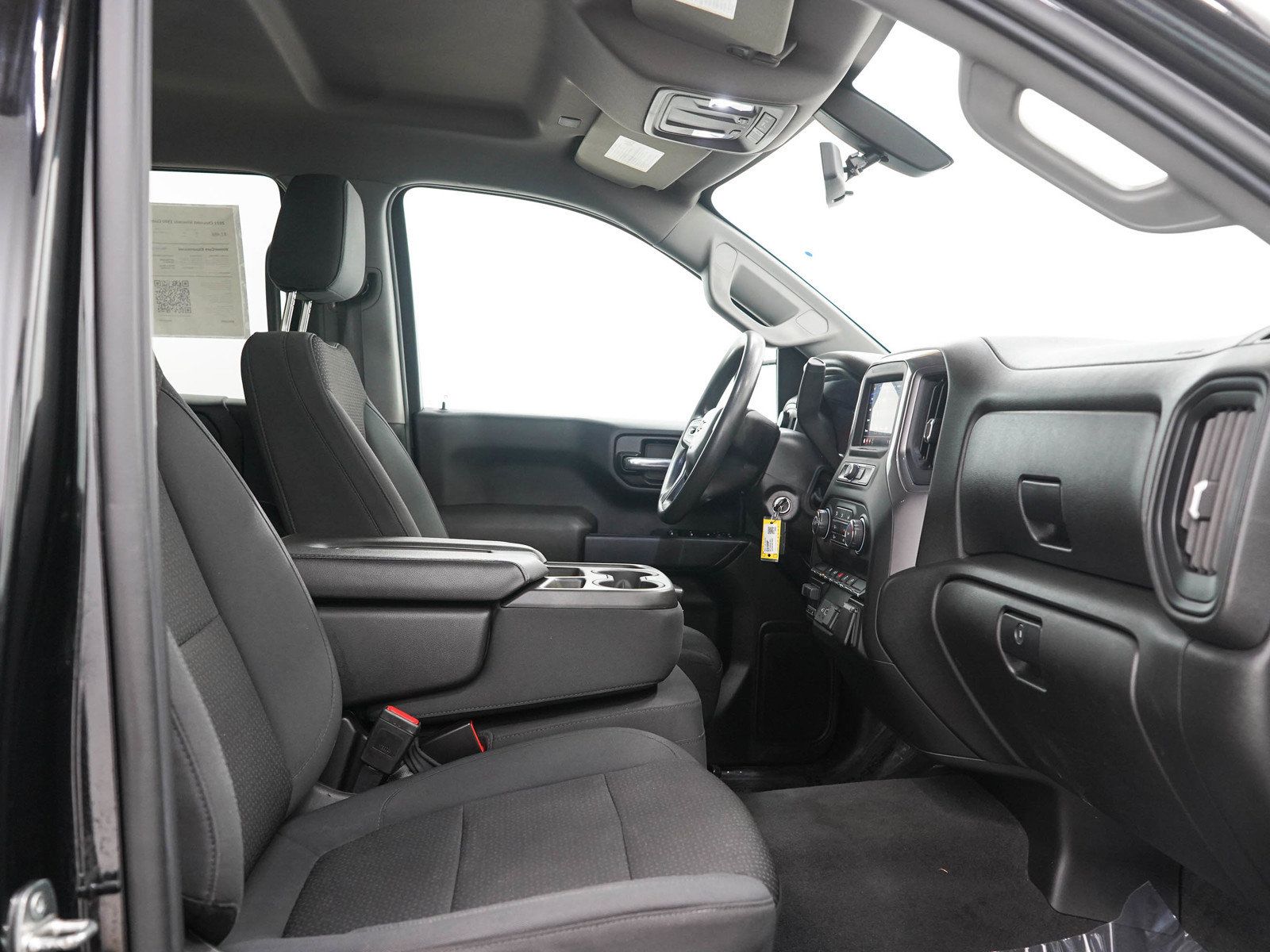Used 2021 Chevrolet Silverado 1500 Custom w/ LPO, Dark Essentials Package AWD/4WD image 13
