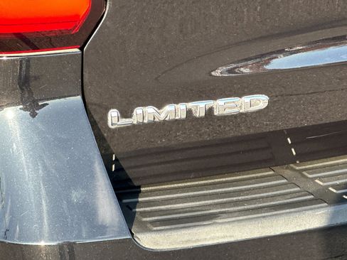 Used 2024 Ford Expedition Max Limited image 28