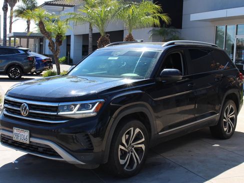 Used 2022 Volkswagen Atlas SEL image 4