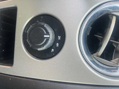 Used 2014 Ford F150 XLT w/ Trailer Tow Package image 13