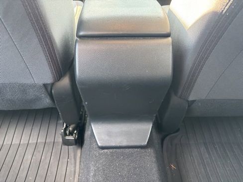 Used 2022 Subaru Crosstrek 2.0i Premium w/ Popular Package #4A image 19