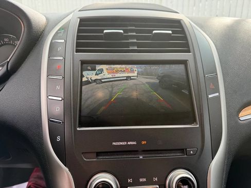 Used 2015 Lincoln MKC AWD w/ Equipment Group 101A Select image 13