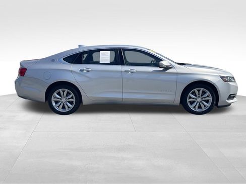 Used 2019 Chevrolet Impala LT FWD image 2