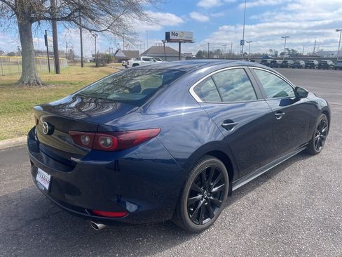 Used 2024 MAZDA MAZDA3 s image 8