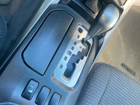 Used 2004 Toyota 4Runner Sport image 18