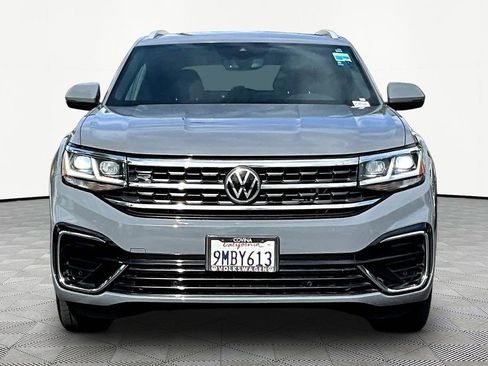 Used 2022 Volkswagen Atlas Cross Sport SEL R-Line AWD/4WD image 2