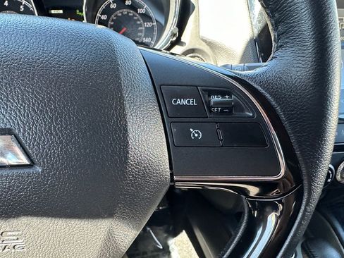 Used 2025 Mitsubishi Outlander Sport SE image 23