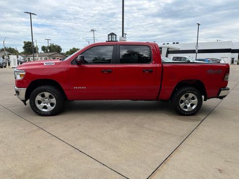 Used 2024 RAM 1500 Big Horn AWD/4WD image 3