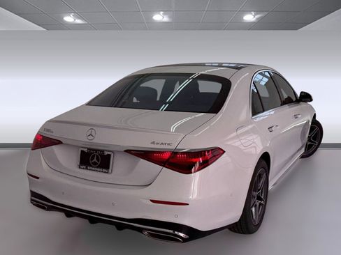 New 2026 Mercedes-Benz S 580e 4MATIC Sedan image 6