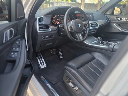 Used 2020 BMW X5 M50i w/ Parking Assistance Package AWD/4WD image 29