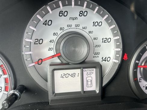 Used 2015 Honda Pilot EX image 15