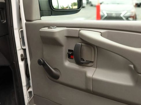 Used 2013 Chevrolet Express 2500 image 45