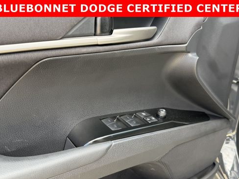 Used 2026 Toyota Camry LE w/ Convenience Package FWD image 10