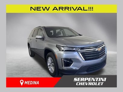 Used 2023 Chevrolet Traverse LT
