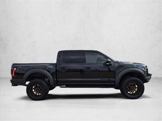 Used 2018 Ford F150 Raptor w/ Equipment Group 802A Luxury AWD/4WD video 4