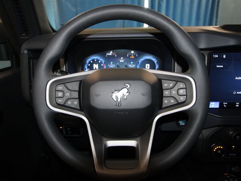 New 2026 Ford Bronco 2-Door AWD/4WD image 9