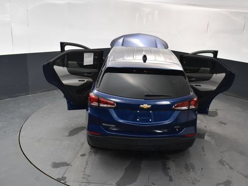 Used 2023 Chevrolet Equinox LS w/ LS Convenience Package AWD/4WD image 18