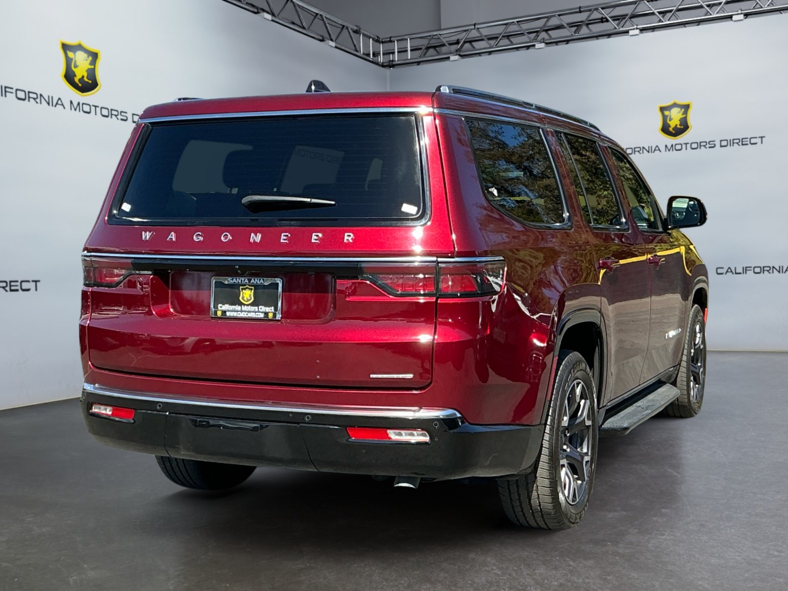 Used 2024 Jeep Wagoneer Series III AWD/4WD image 5