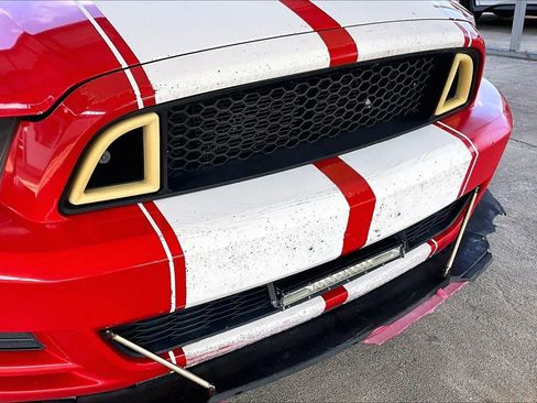 Used 2014 Ford Mustang Coupe image 26