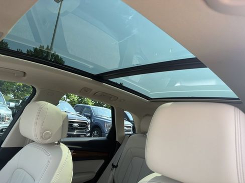 Used 2023 Audi Q5 2.0T Premium w/ Convenience Package AWD/4WD image 28