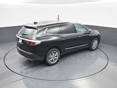 Used 2023 Buick Enclave Essence w/ Experience Buick Package FWD image 32