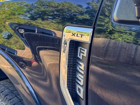 Used 2021 Ford F250 XLT w/ Tremor Off-Road Package AWD/4WD image 6