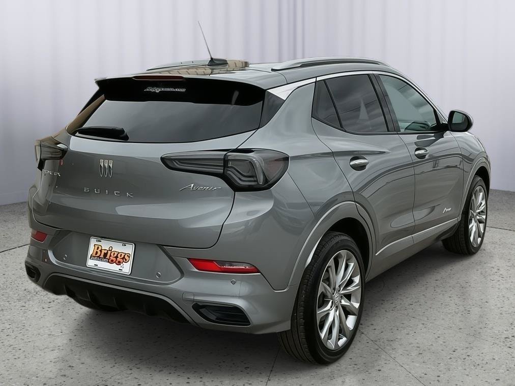 Used 2024 Buick Encore GX Avenir w/ Avenir Technology Package AWD/4WD image 5
