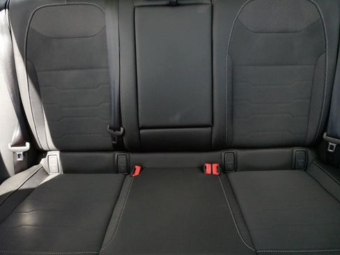 Certified 2025 Volkswagen Taos SE AWD/4WD image 13