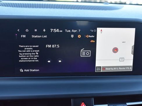 Used 2024 Kia Seltos S AWD/4WD image 32