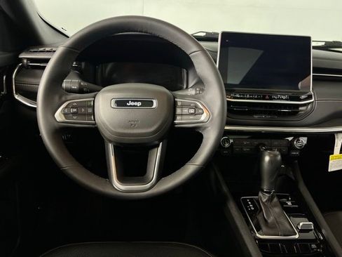 Used 2023 Jeep Compass High Altitude w/ Driver Assist Group I image 13