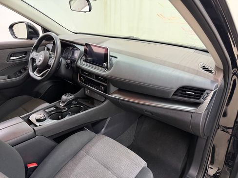 Used 2023 Nissan Rogue SV AWD/4WD image 12