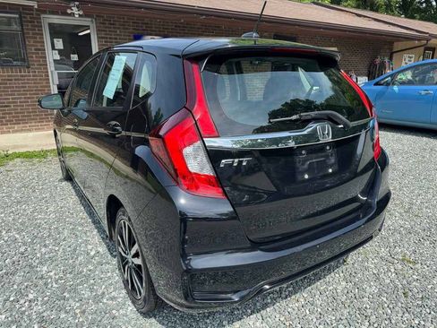 Used 2018 Honda Fit EX image 3