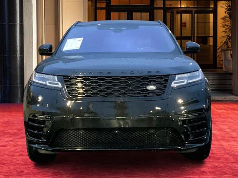 Used 2021 Land Rover Range Rover Velar R-Dynamic S image 3