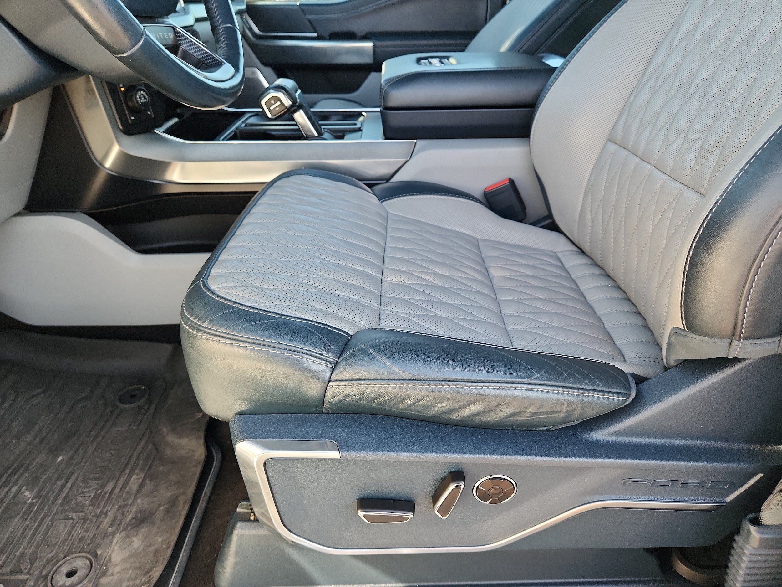 Used 2022 Ford F150 Limited AWD/4WD image 10