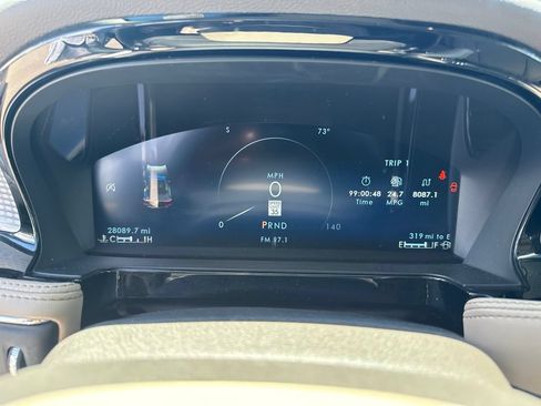 Used 2023 Lincoln Corsair AWD w/ Equipment Group 101A image 13