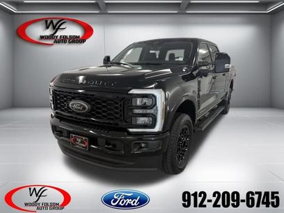 New 2026 Ford F250 Lariat w/ Black Appearance Package
