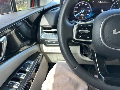 Used 2023 Kia Carnival SX Prestige FWD image 49