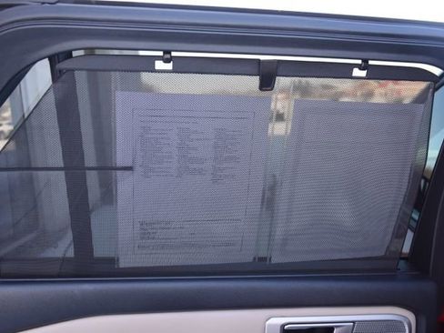 Used 2023 Ford Explorer Limited image 34