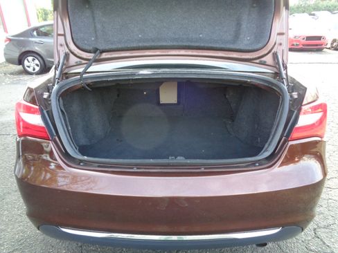 Used 2012 Chrysler 200 Limited image 22