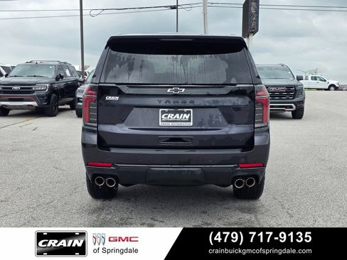 Used 2025 Chevrolet Tahoe Z71 AWD/4WD image 6
