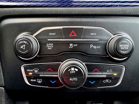 Used 2016 Dodge Charger R/T Scat Pack image 27